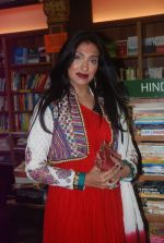 Rituparna Sengupta at Faceless book launch in Landmark, Mumbai on 15th March 2012 (22).JPG