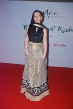 at Essence of Kashmir fashion showcase in Sea Princess, Mumbai on 17th March 2012 (11).JPG