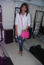 Mansi Scott at The Pilates and Altitude Training Studio Launch  in Juhu, Mumbai on 20th March 2012 (33).JPG