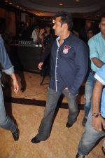 Salman Khan at IBN 7 Super Idols in Taj Land_s End on 20th March 2012 (104).JPG