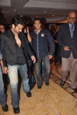 Salman Khan at IBN 7 Super Idols in Taj Land_s End on 20th March 2012 (113).JPG