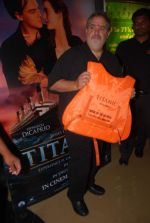 at Titanic 3D screenng in PVR, Juhu on 22nd March 2012 (10).JPG