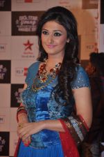 Ragini Khanna at Big Star Young Entertainer Awards in Mumbai on 25th March 2012 (40).JPG