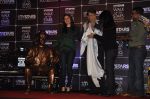 Kareena Kapoor, Randhir Kapoor unveil UTVstars Walk of the Stars in Taj Land_s End, Mumbai on 28th March 2012 (45).JPG