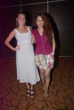 Miss Australia Liana and Yuvika Chaudhary launch Earth Diet in Novotel, Mumbai on 28th March 2012 (71).JPG