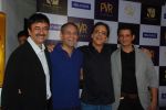 Sharman Joshi, Rajkumar Hirani, Vidhu Vinod Chopra at Parinda premiere in PVR on 29th March 2012 (11).JPG