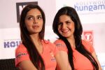 Shazahn Padamsee, Zarine Khan promote Housefull 2 at the launch of limited edition stocks of BH_s Game Of Fame in J W Marriott on 30th March 2012 (55).JPG