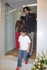Zayed Khan at Zarine Khan_s Fizaa store launch in Mumbai on 30th March 2012 (15).JPG