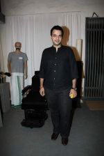 Nachiket Barve at Le Mill men_s wear collection launch in Mumbai on 31st March 2012.JPG