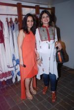 at Shillpa Purii_s latest jewellery collection in Fuel on 3rd April 2012 (33).JPG