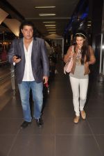 Jacqueline Fernandez, Sajid Khan with Housefull 2 Stars snapped at Airport in Mumbai on 4th April 2012 (16).JPG