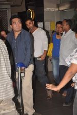 John Abraham with Housefull 2 Stars snapped at Airport in Mumbai on 4th April 2012 (74).JPG