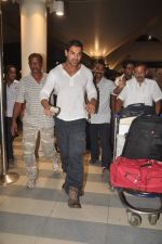 John Abraham with Housefull 2 Stars snapped at Airport in Mumbai on 4th April 2012 (79).JPG