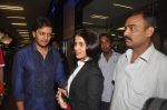 Ritesh Deshmukh, Genelia D Souza with Housefull 2 Stars snapped at Airport in Mumbai on 4th April 2012 (74).JPG