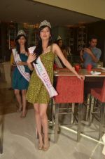 Femina Miss India for Easter lunch at Saptami Restaurant of Holiday India, International Airport on 7th April 2012 (42).JPG