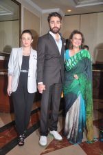 Imran Khan, Avantika Malik at Satya Paul and Anjana Kuthiala event in Mumbai on 8th April 2012 (202).JPG