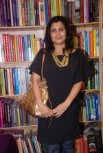 at the launch of book Women and the Weight Loss by Rujuta Diwekar on 9th April 2012 (58).JPG