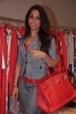 Krishika Lulla at Marc Cain store in Juhu, Mumbai on 10th April 2012 (44).JPG