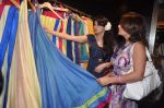 Sheeba, Bhagyashree at Maheka Mirpuri Spring Summer collection launch in Mumbai on 11th April 2012 (49).JPG