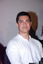 Aamir Khan at Satyamev Jayate press meet in Mumbai on 13th April 2012 (138).JPG