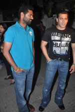Salman Khan, Prabhu Deva at Bitto Boss spl screening at Ketnav, Mumbai on 13th April 2012 (54).jpg