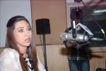 Karisma Kapoor at radio city event in Mumbai on 17th April 2012 (59).JPG