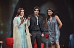 Sushmita Sen, Raveena Tandon, Zayed Khan at Raveena_s chat show for NDTV on 17th April 2012 (116).JPG