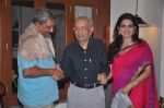 Manohar Parrikar with Nana Chudasama and Shaina at Shaina NC party for the new CM of GOA on 17th April 2012.JPG