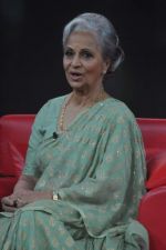 Waheeda Rehman on Raveena_s NDTV chat show in Yashraj on 19th April 2012 (28).JPG