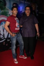 Ruslaan Mumtaz, Ramesh Taurani at Avengers premiere  in Mumbai on 24th April 2012 (37).JPG