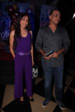 Sunita and Ashutosh Gowariker at Avengers premiere  in Mumbai on 24th April 2012 (30).JPG