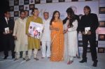 Madhuri Dixit, Gulzar, Mitali Singh, Bhupinder Singh at Gulzar_s Aksar album launch in ITC Grand Maratha, Mumbai on 25th April 2012 (182).JPG