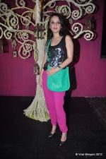 Anu Dewan at Mozez Singh collection launch in Good Earth on 28th April 2012 (76).JPG