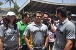 Aftab Shivdasani, Salman Khan at Junnon match organised by Roataract Club of HR College on 1st May 2012 (69).JPG