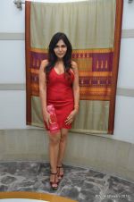 Nisha Jamwal at Triumph Inspiration Award 2012 in Mumbai on 2nd May 2012 (147).JPG