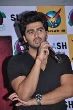 Arjun Kapoor with Ishqzaade stars visit Planet M in Jaipur on 4thMay 2012 (4).JPG