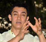 Aamir Khan discusses Satyamev Jayate with media on 6th May 2012 (21).JPG