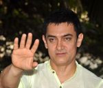 Aamir Khan discusses Satyamev Jayate with media on 6th May 2012 (24).JPG