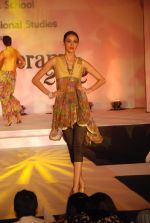 at Goradia fashion show in Mumbai on 4th May 2012JPG (335).JPG