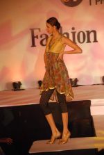 at Goradia fashion show in Mumbai on 4th May 2012JPG (340).JPG