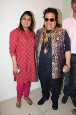 Pooja Gujral (Producer) & Bappi Lahiri at the Inaugural of Madmidaas Films Main Aur Mr. Riight in Evershine Mall, Malad on 10th May 2012.JPG