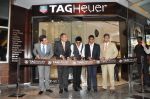 Shahrukh Khan launches Tag Heuer Carrera Monaco Grand Prix limited edition watch in Pheonix Mills, Mumbai on 10th May 2012 (39).JPG