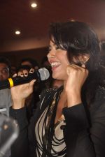 Sameera Reddy at Auto Expo in NSE on 12th May 2012 (19).JPG