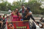 Sonakshi Sinha, Akshay Kumar, Prabhu Deva at Rowdy Rathore promotional rickshaw race on 12th May 2012 (60).JPG