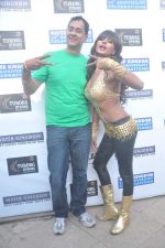 Veena Malik at Water Kingdom in Mumbai on  13th May 2012 (36).JPG