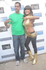 Veena Malik at Water Kingdom in Mumbai on  13th May 2012 (37).JPG