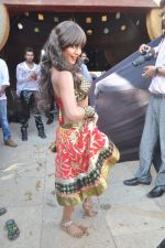 Veena Malik at Water Kingdom in Mumbai on  13th May 2012 (4).JPG