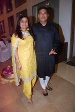 at Talat Aziz concert in Blue Sea on 13th May 2012 (215).JPG