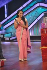 Sonakshi Sinha promotes Rowdy Rathore on DID L_il Masters in Mumbai on 15th May 2012 (15).JPG
