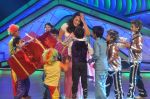 Sonakshi Sinha promotes Rowdy Rathore on DID L_il Masters in Mumbai on 15th May 2012 (3).JPG